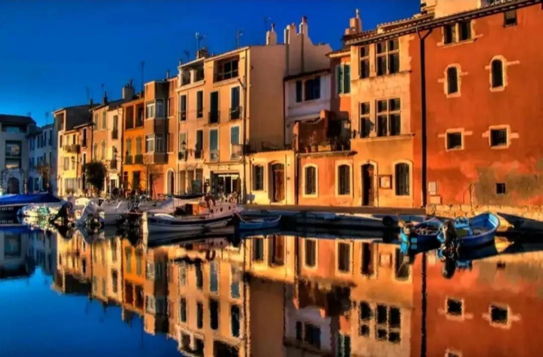 Les Hebergements De La Plage En Ville Martigues Quarto foto